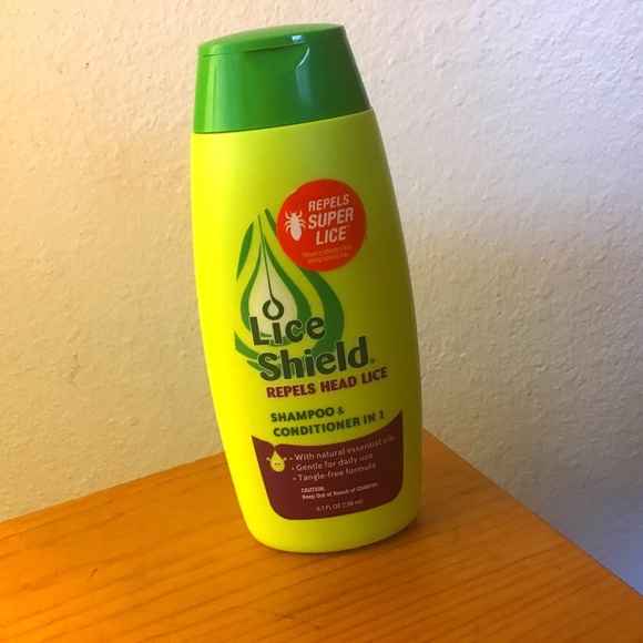 Lice Shield Shampoo & Conditioner in 1 - Picture 1 of 6